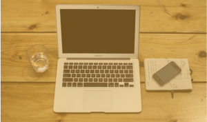 macbook web copywriter